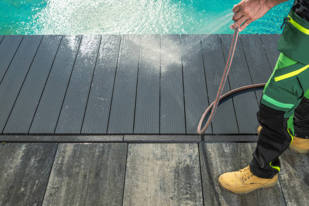Best Commercial Pressure Washing  in Gnadenhutten, OH